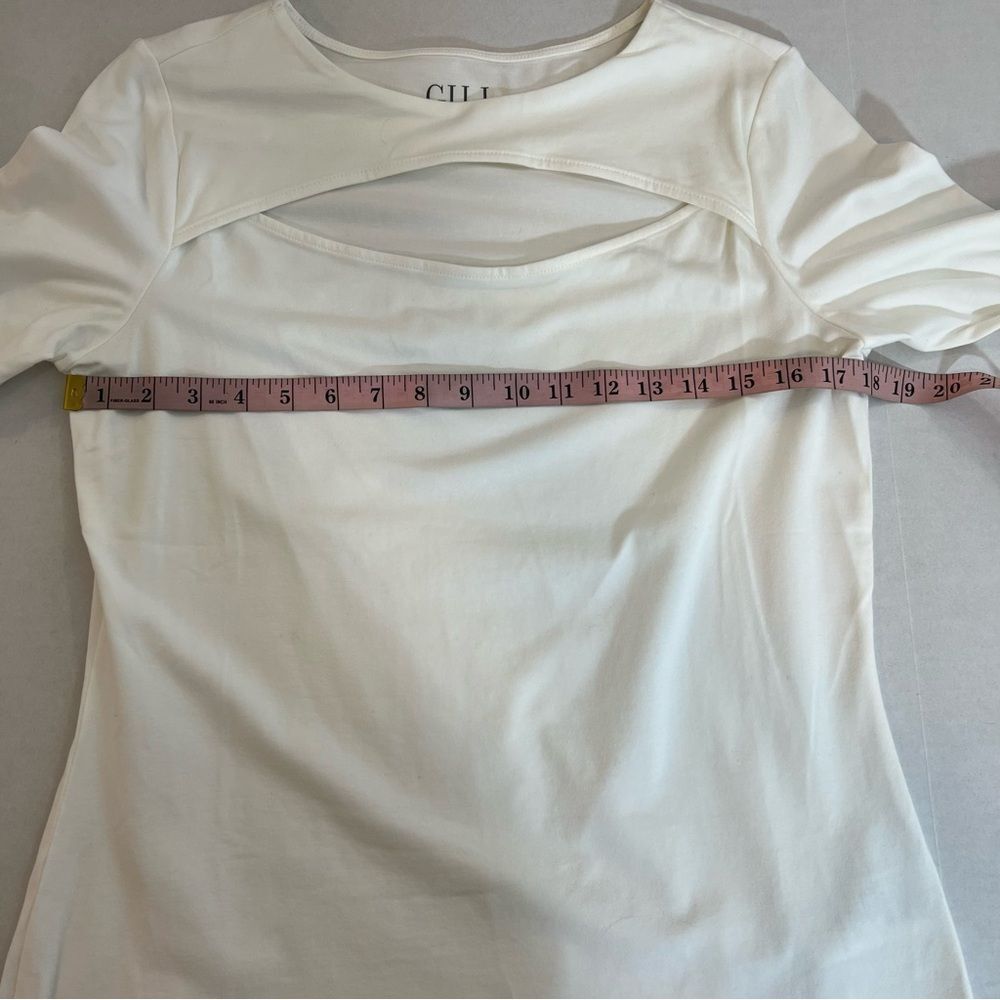 NWOT G.I.L.I. Long Sleeve Open Keyhole Top | Size M - Picture 7 of 8